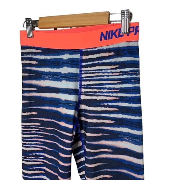 Nike Capri Crop Pro Fit Striped Athletic Leggings Womens Small Black Blue Active - Picture 3 of 12